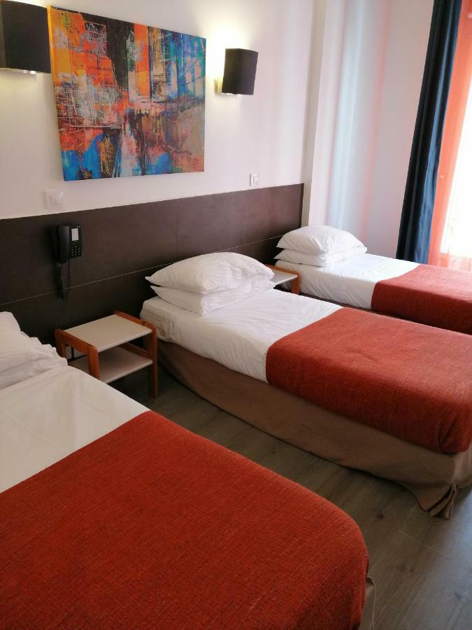 Brit Hotel Colbert Juan-les-Pins Exterior foto